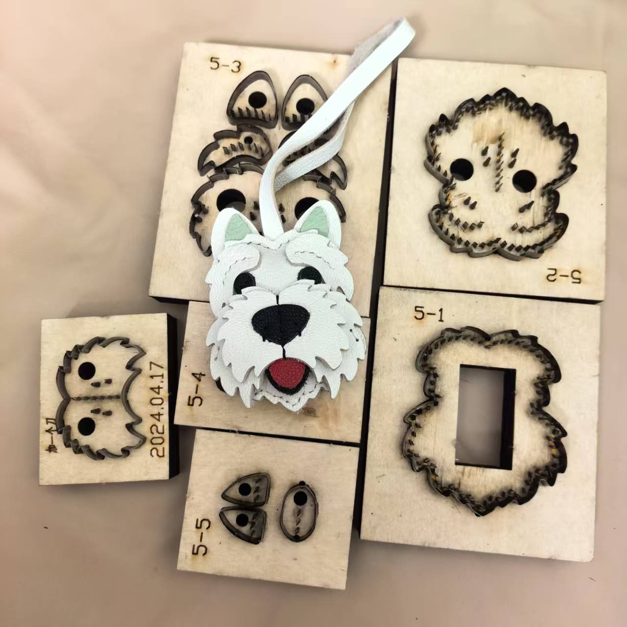 Wooden Cutting Die, Cute Westi - đánh giá và giá Dog Raincoat
